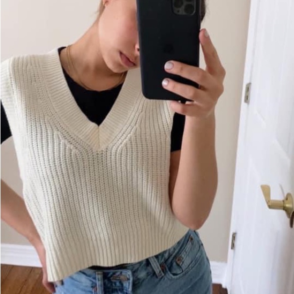 H&M white top